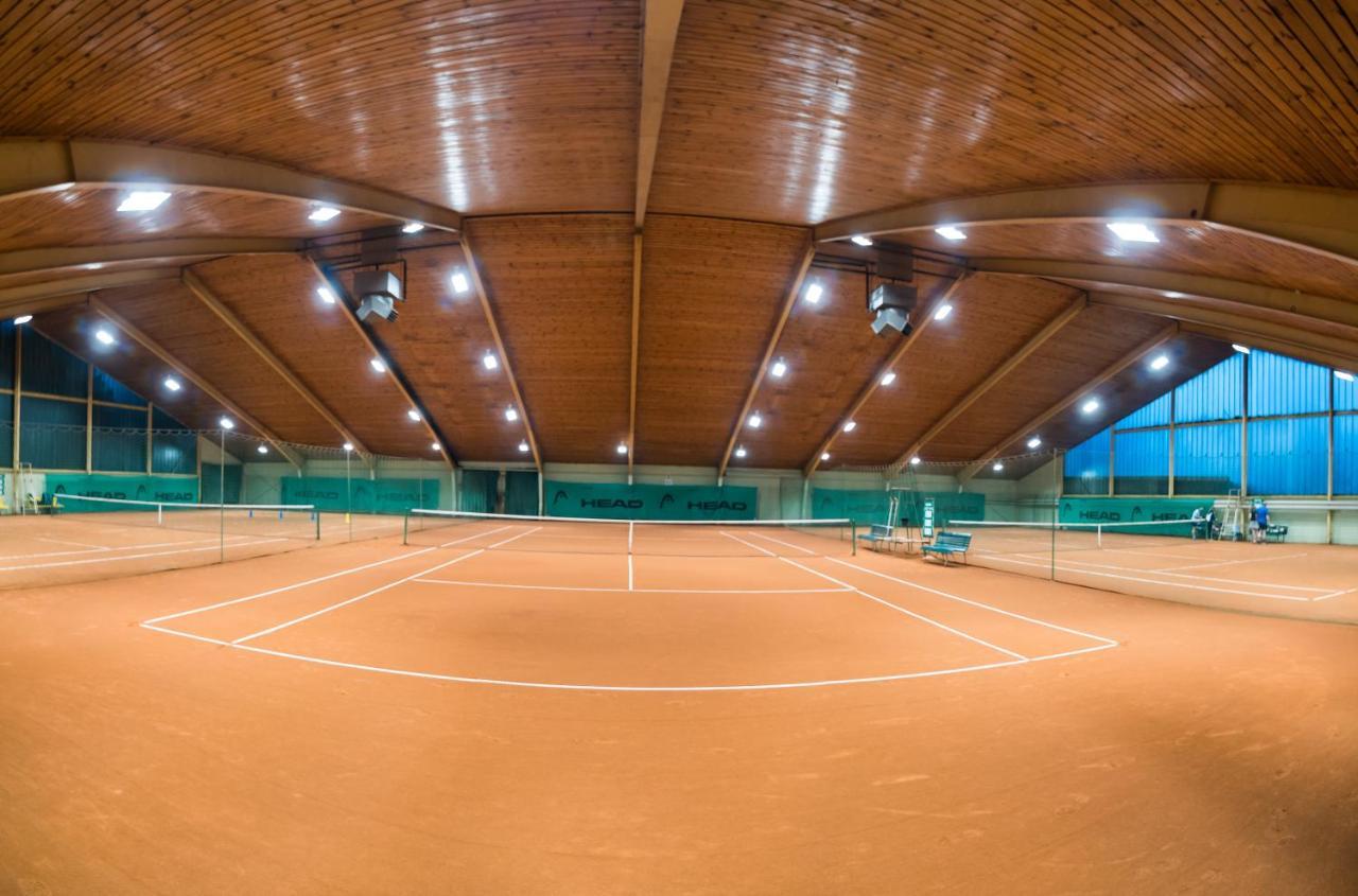 Tennis Golf Hotel Hoellrigl Kottingbrunn Exterior foto