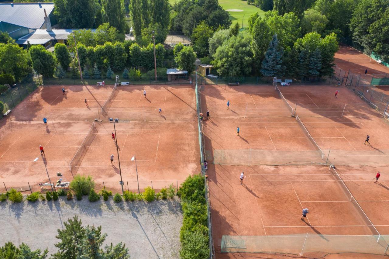 Tennis Golf Hotel Hoellrigl Kottingbrunn Exterior foto