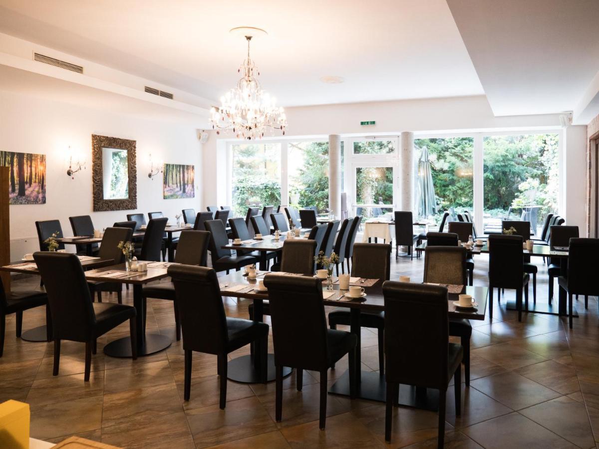 Tennis Golf Hotel Hoellrigl Kottingbrunn Exterior foto