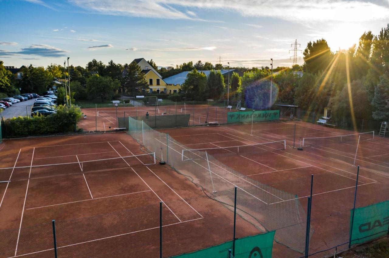 Tennis Golf Hotel Hoellrigl Kottingbrunn Exterior foto