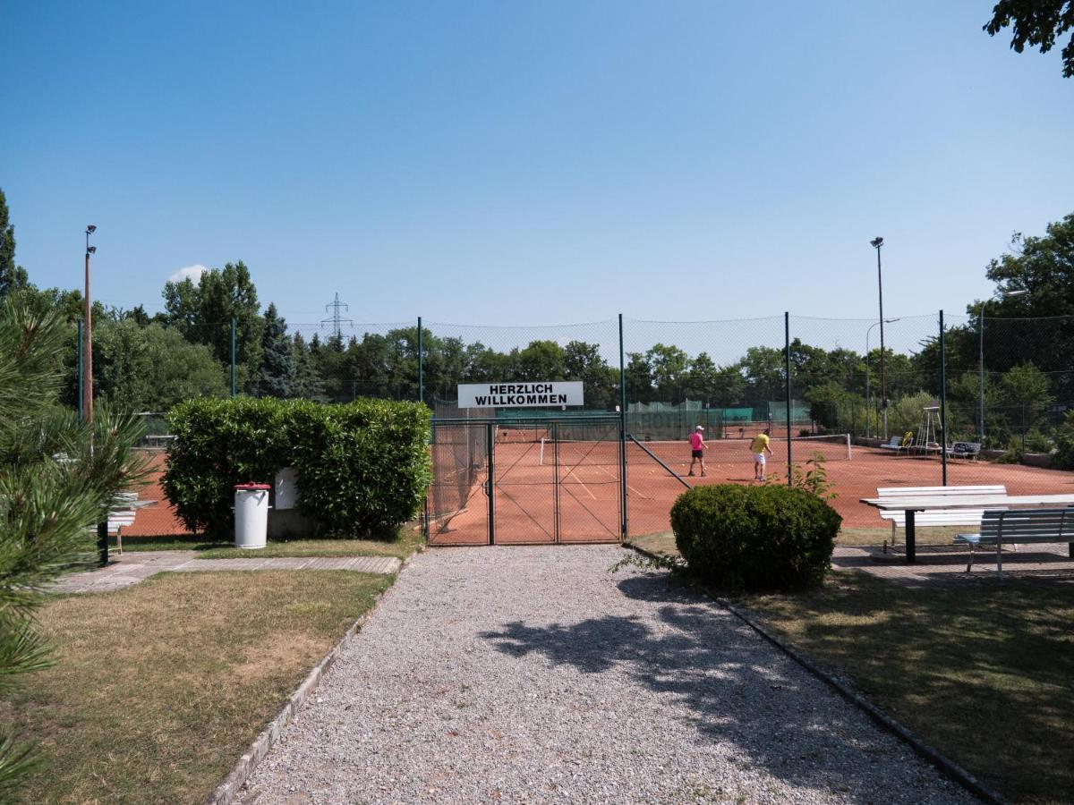 Tennis Golf Hotel Hoellrigl Kottingbrunn Exterior foto