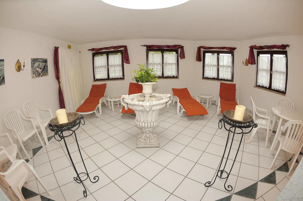 Tennis Golf Hotel Hoellrigl Kottingbrunn Exterior foto
