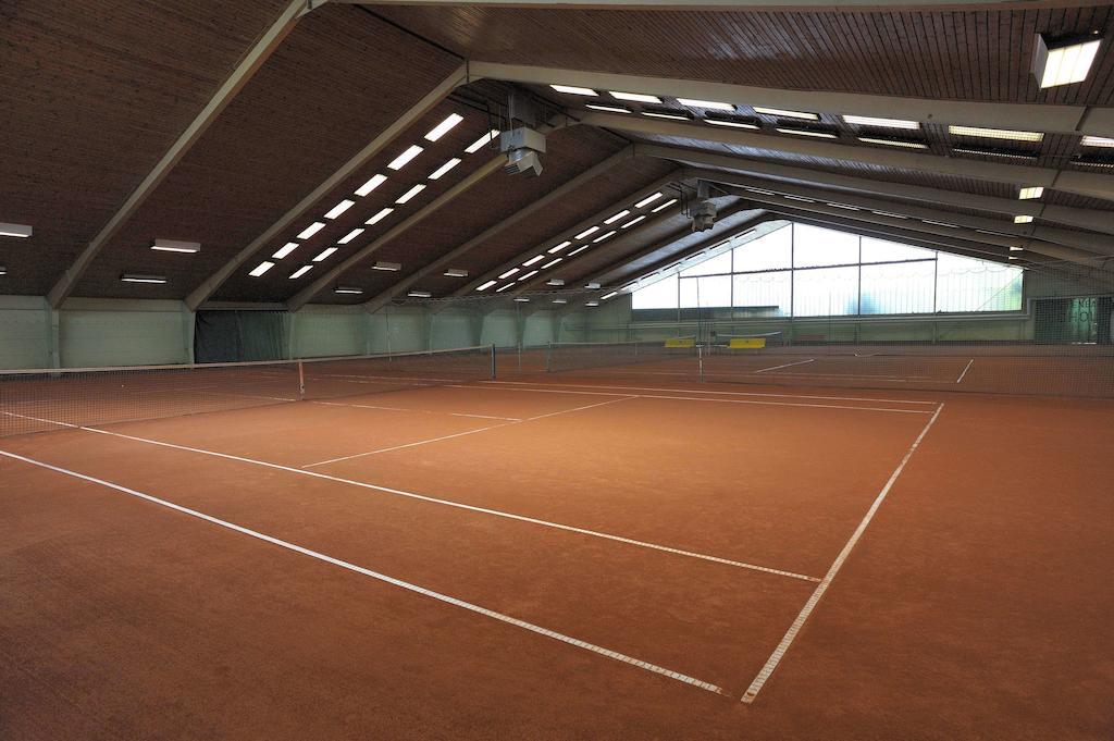 Tennis Golf Hotel Hoellrigl Kottingbrunn Exterior foto