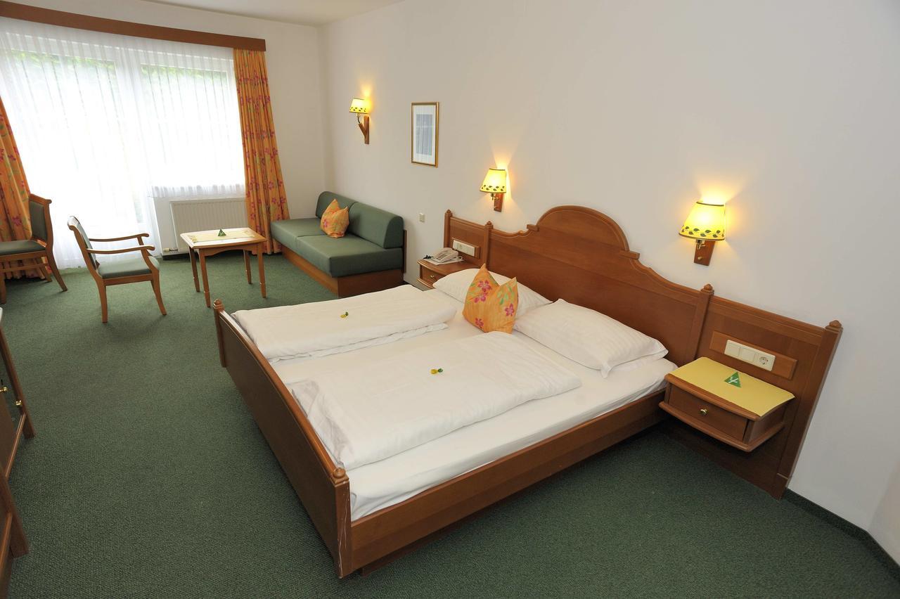 Tennis Golf Hotel Hoellrigl Kottingbrunn Exterior foto