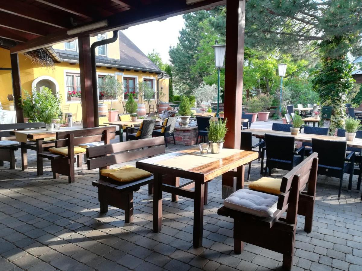Tennis Golf Hotel Hoellrigl Kottingbrunn Exterior foto
